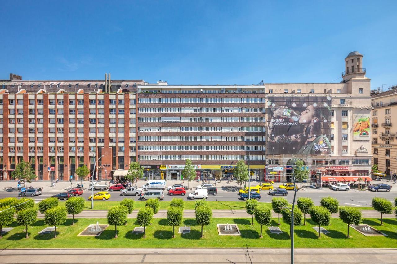Modernized Unique Huge Central Apartment On 135Sqm Budapest Bagian luar foto